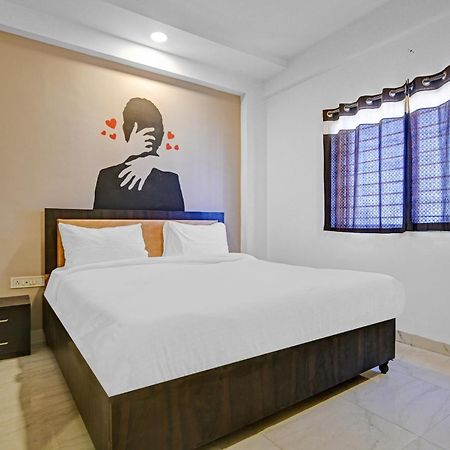 Collection O The Eternity Near Lig Sqaure Hotel Индор Екстериор снимка